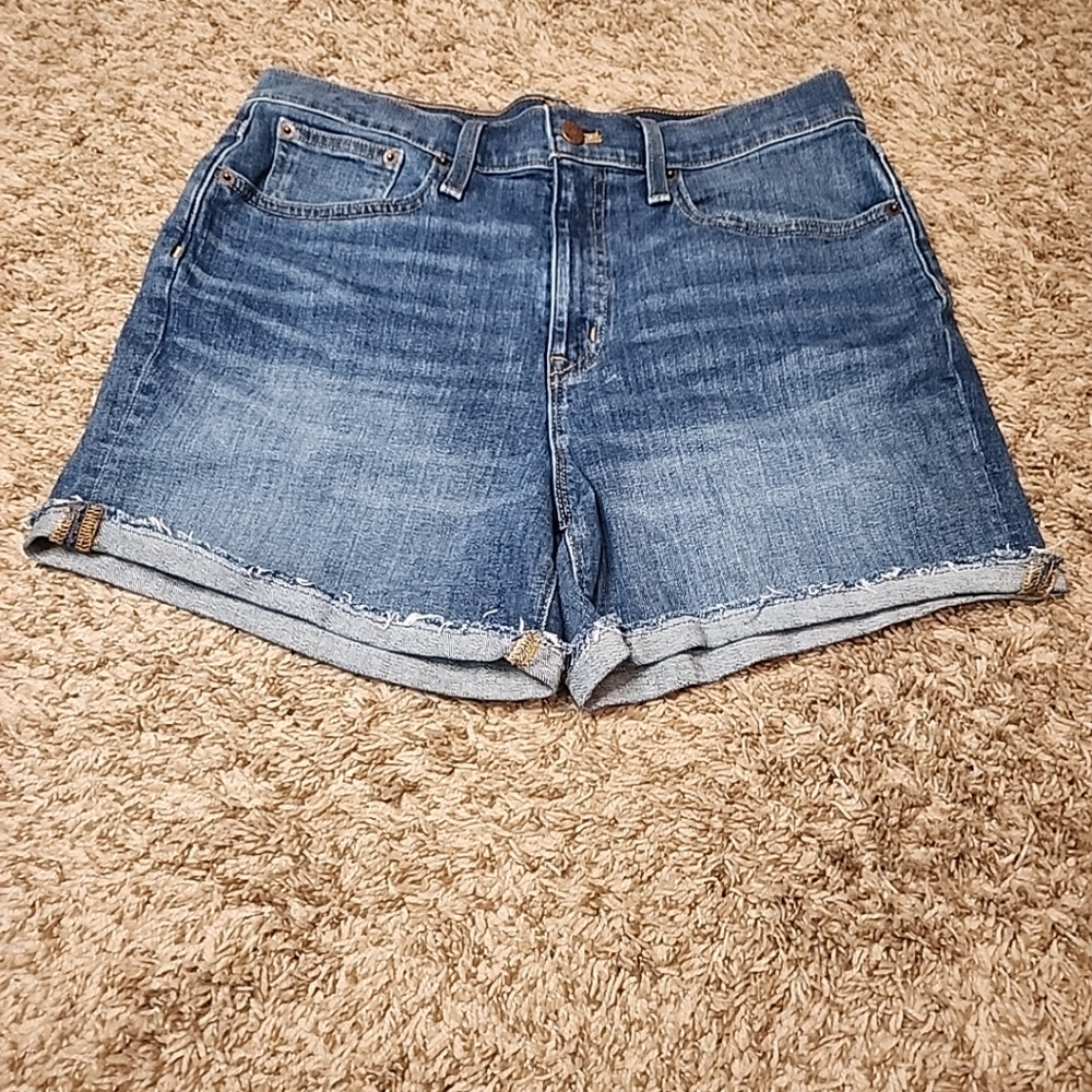 J.Crew Classic Denim Short Dark Pacific Wash Style AW548, US Size 29